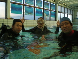 IDC 萅I