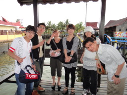 JpCcA[