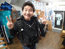 遊びだした!